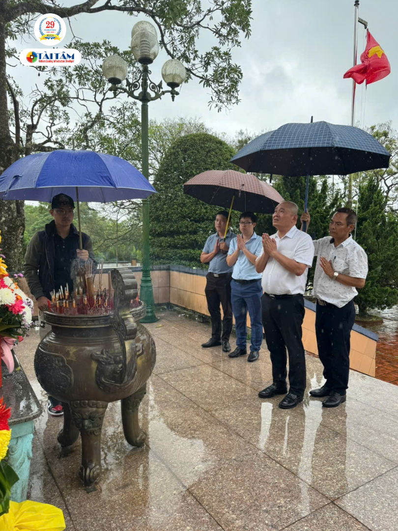 THÀNH KÍNH TRI ÂN – HƯỚNG VỀ CỘI NGUỒN